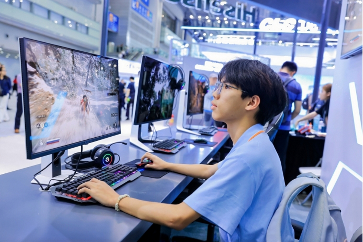 三获金奖！海信RGB-Mini LED电视116UX亮相CITE2026获评“创新金奖”