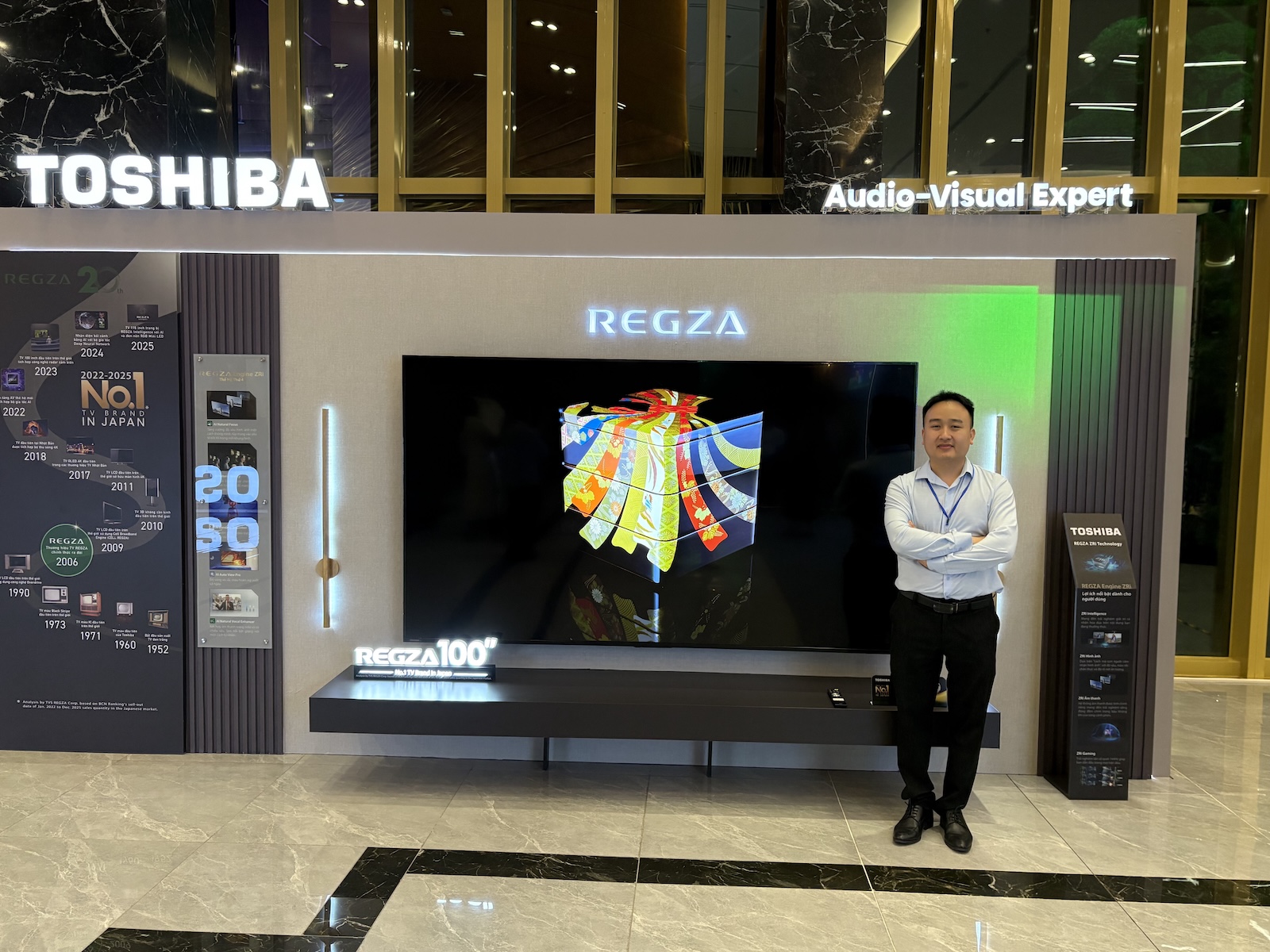 越南河内这一夜,我看到了东芝电视的老朋友和新朋友 越南河内这一夜,我看到了东芝电视的老朋友和新朋友